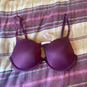 Pink burgundy T shirt bra